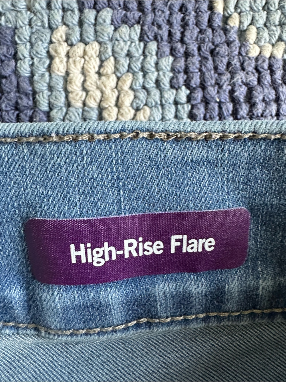 ๐ Gloria Vanderbilt Shape Effect Pull On Flare Jeans Light Wash 16W - Picture 4 of 9